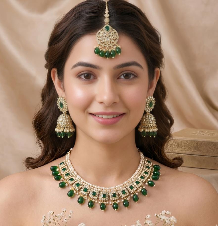 Green Kundan Necklace Set with Earrings & Maang Tikka
